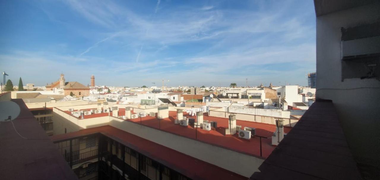 Estudio Sevilla Centro Exterior foto